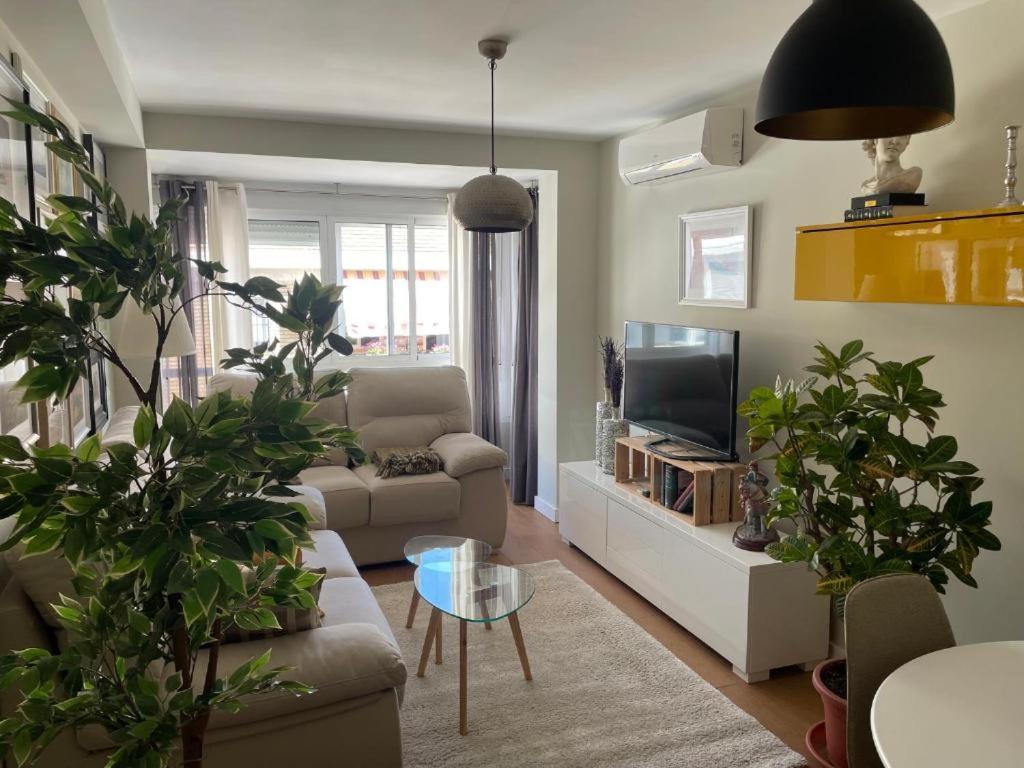 Triana Autentica Apartment เซบีญา ภายนอก รูปภาพ
