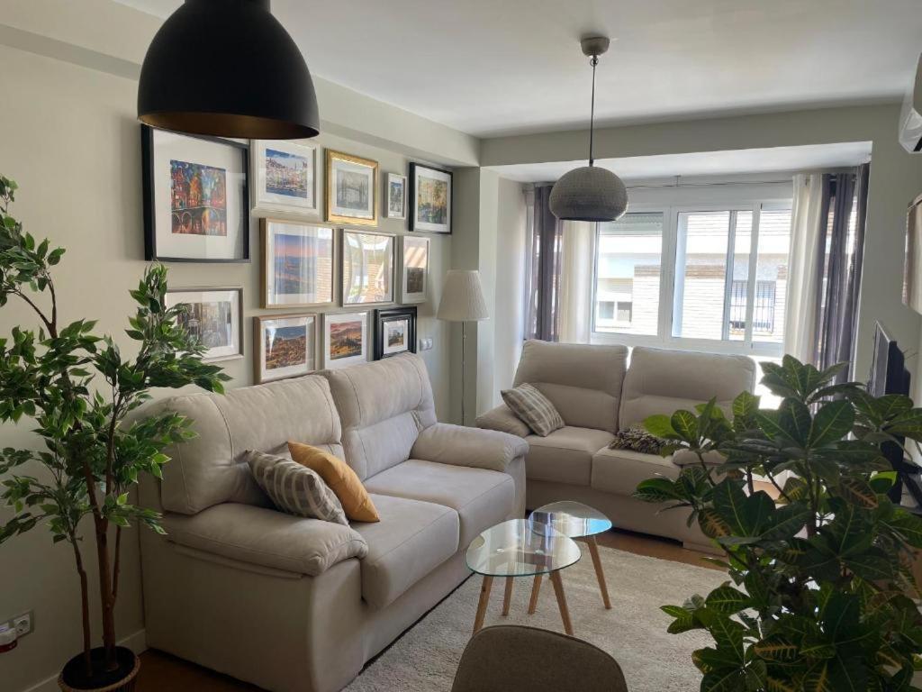 Triana Autentica Apartment เซบีญา ภายนอก รูปภาพ